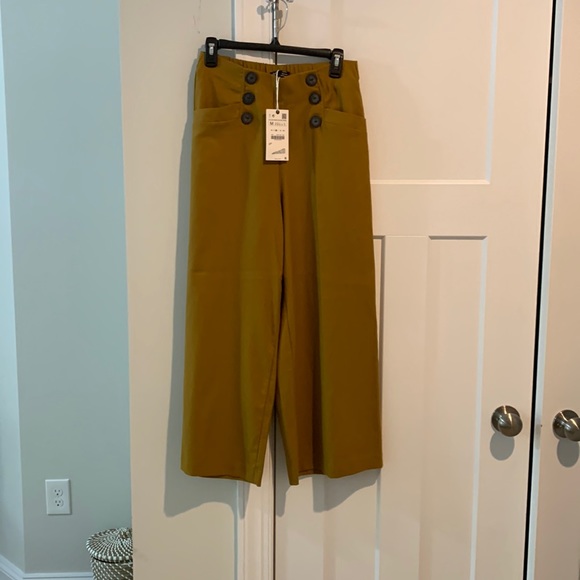 Wide leg button detail pant - Picture 2 of 4